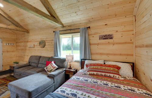 Kenai Peninsula Base Camp Cabin in Soldotna - Photo 7