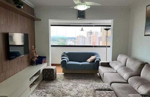 Apto espaçoso para até 8 hóspedes no Centro - Foto 31