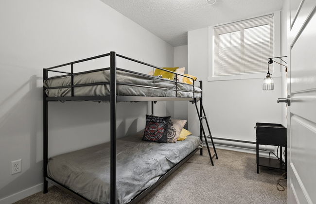 New Apartments in Cranston by GLOBALSTAY - Photo 12