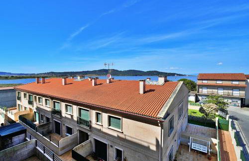 Apartamento con piscina en Playa de A Lanzada - Foto 13