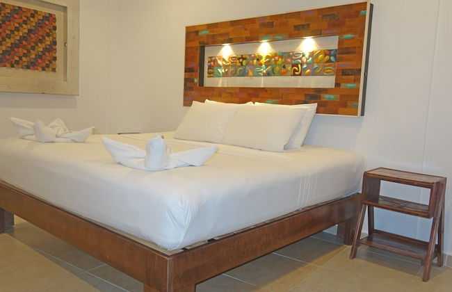 El Fuerte Beach Resort - Photo 36