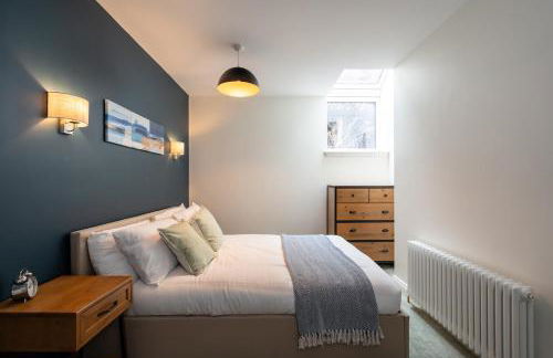 Stunning upper villa stay in the City! - Foto 12