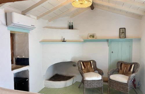 Hidden Gem with Sunset in the Aegean Sea, Two Traditional Homes in Ano Vathy, Samos - Foto 23