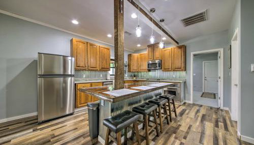 Peaceful Guest Home with Patio on 152-Acre Farm - Foto 2