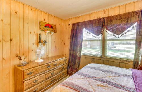 Private Lakefront Emily Home with Yard and Fire Pit! - Photo 20