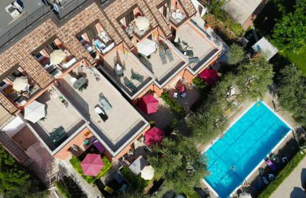 Holidays Residence - Photo 4