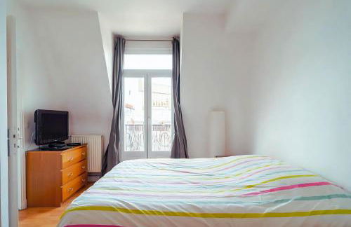 2 pièces proche Palais des Congrès - Foto 2