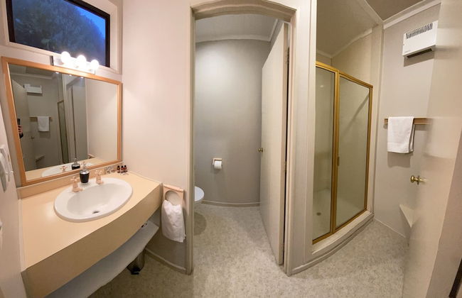 Motuoapa Bay Chalets - Photo 42