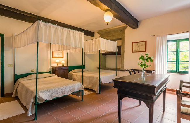 Holiday Home in Pistoia With Pool - Photo 3