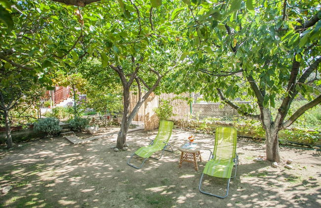 House With Large Garden, Right Next to the River - Foto 29