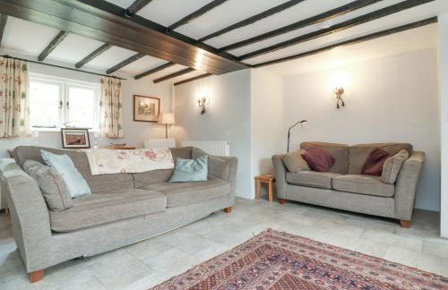 Greenslades - Photo 7