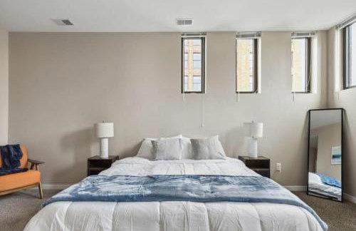 2BR Executive Downtown Apartment by ENVITAE - Foto 31