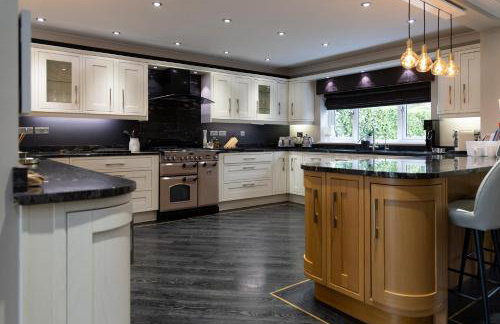 The Luxury House - Foto 14