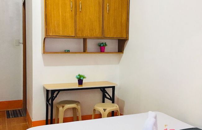 Bebs and Jocel Apartment - Foto 18