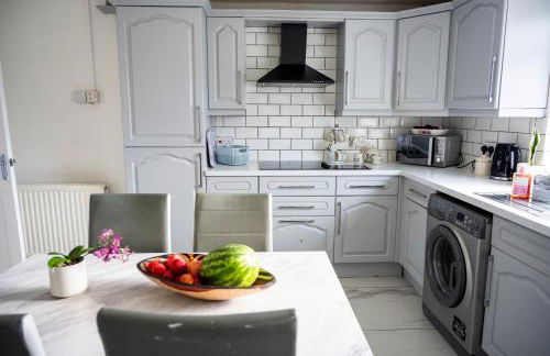 Castle House - Photo 50