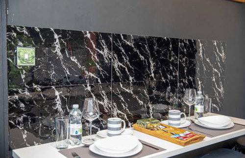 2BR Home in Manchester near Etihad Stadium with Parking - Foto 21