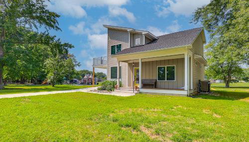 Rock Hall Retreat with Balcony Near Park and Marina! - Foto 3