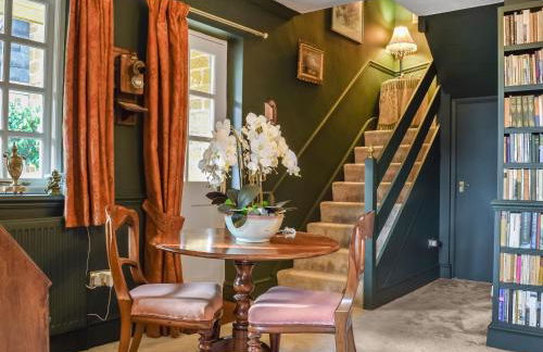 Russell Cottage - Photo 8