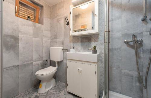 New! Holiday Home Tina with pool - Foto 38