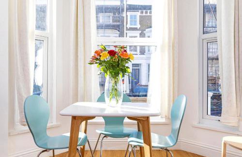 Stylish 2 Bed Apartment-Zone 2 - 10 Minutes to the heart of London- sleeps up 8 - Foto 7