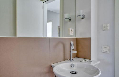 Sunny terrace with Jacuzzi by Costarentals- Ref 26 - Foto 10