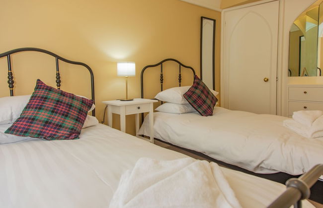 Armadale Castle Cabins - Photo 23