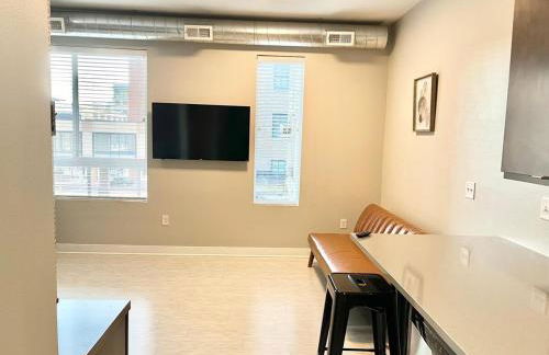 Urban Oasis Downtown Condo with Skywalk Access 6 - Photo 14