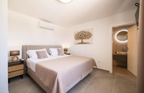 Villa Stone House with Pool - Foto 19