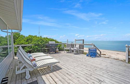 Soundview Beach House: 4BR,Panoramic Views 1.5hrsNYC - Foto 2