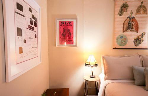 Artistic Vintage Loft in Williamsburg - Photo 14