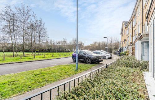 Spacious 5BR House 3 Bathrooms ideal for CONTRACTORS free PARKING - Photo 36