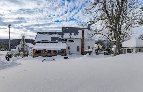 Green Mountain Views! Lowell Getaway Near Skiing - Foto 31