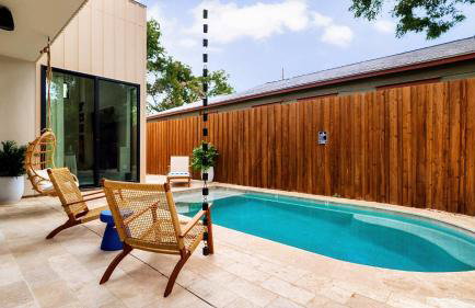 Eastside Family Luxury Retreat with Pool near Downtown - Foto 31