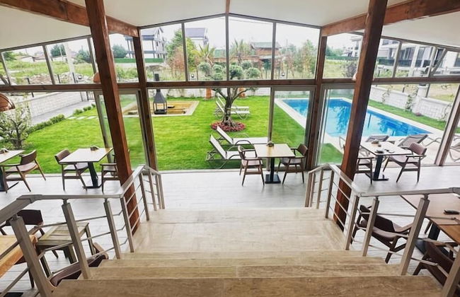 Royalova Hotel - Photo 31