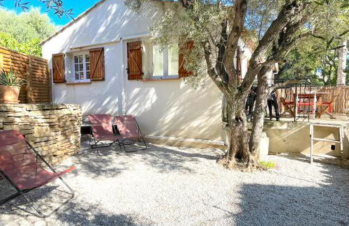 Villa au calme avec jardin, parking, clim, proche de tout ! - Foto 13