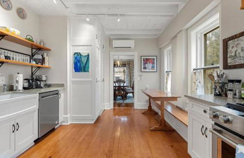 Historic Queen Anne Family Home w Modern Comforts - Foto 17