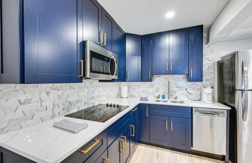 Sleek Coastal Abode 1 Block to Naples Beach! - Photo 11