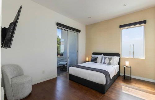 5BR Modern West Hollywood Retreat - Foto 57