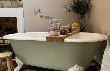 The Old Dairy Cottage - Photo 25