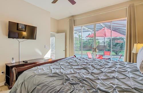 Spacious retreat w pool & game room - Foto 31