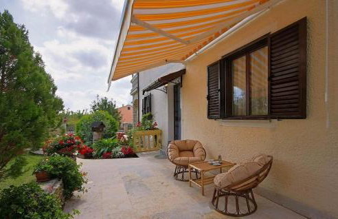 1 Bedroom Stunning Home In Sveti Lovrec - Foto 7