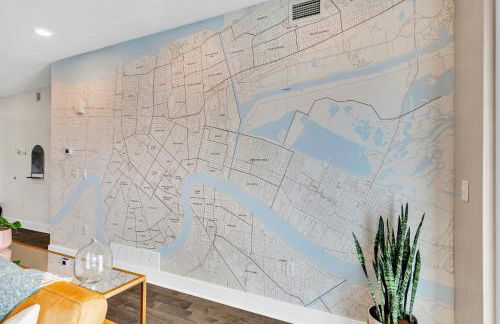 Bywater 2BR w Pool, Gym & King Beds - Foto 43