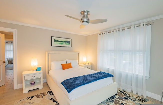 Spacious 6BR Beach Home With Elevator Decks - Ideal for Family Holidays Winter Escapes - Foto 45