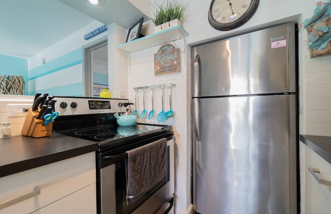 Mid Mari - Gorgeous Nautical Condo Near Beach, Shops & Restaurants- Condo 105 - Foto 27