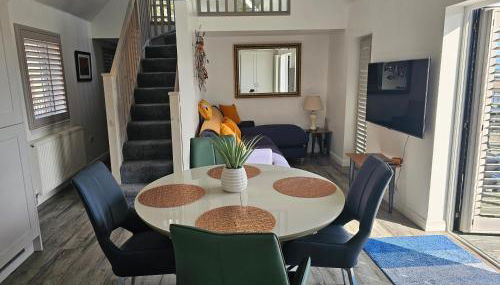 2 Bed Cottage-Sleeps 4-Harbour & Sea View - Foto 5