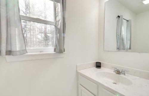 3 Mi to Kalahari Pocono Summit Home with Pool Table - Foto 13