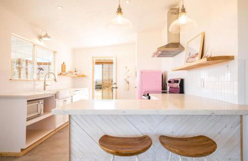 Flamingo Ranch - Dreamy Desert Design with Hot Tub home - Foto 5