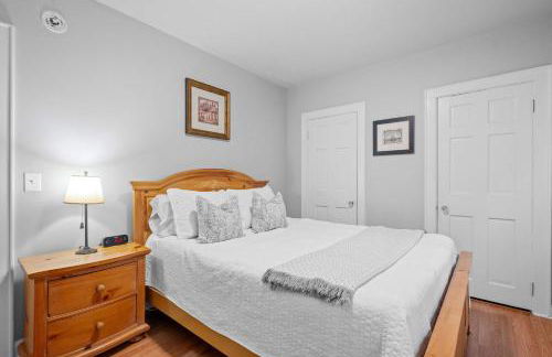 North End Single Family 4 Bed 2 Bath - Foto 28