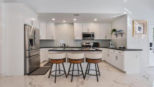 Serene Luxe Residence near Rose Bowl-2BR Front House - Foto 5