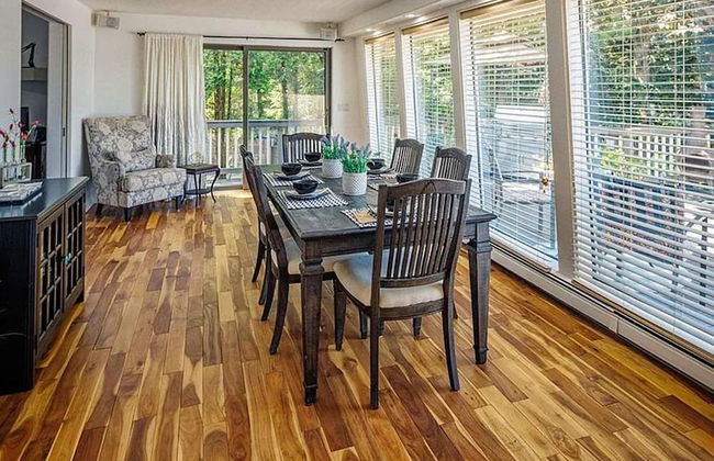 Lakehouse w Private Beach Bar Lg Deck Dock - Photo 12